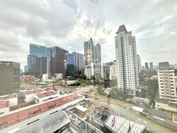 United Square (D11), Office #633726221